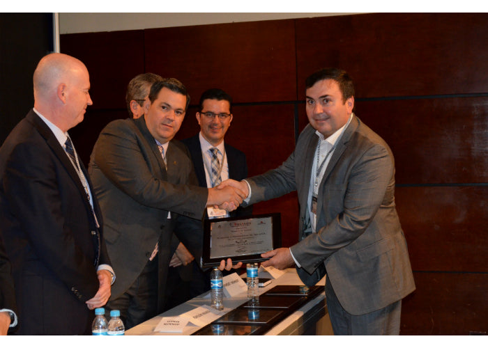 Proveedor de Excelencia. SISAMEX (Sistemas Automotrices de México)